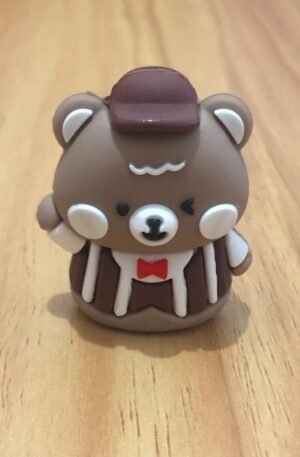 APONTADOR URSO COM ROUPA