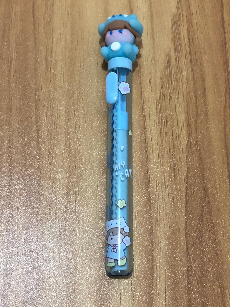 BORRACHA MENINA DE TOUCA DE GATO