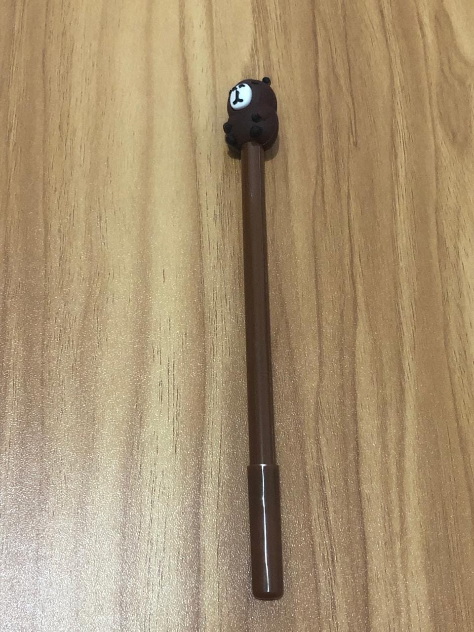 Caneta Marrom com Capivara na ponta