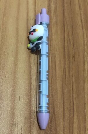 CANETA ESFEROGRÁFICA LABIRINTO AZUL COM PANDA - 1 COR TINTA PRETA