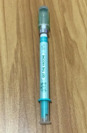 Caneta formato Seringa verde