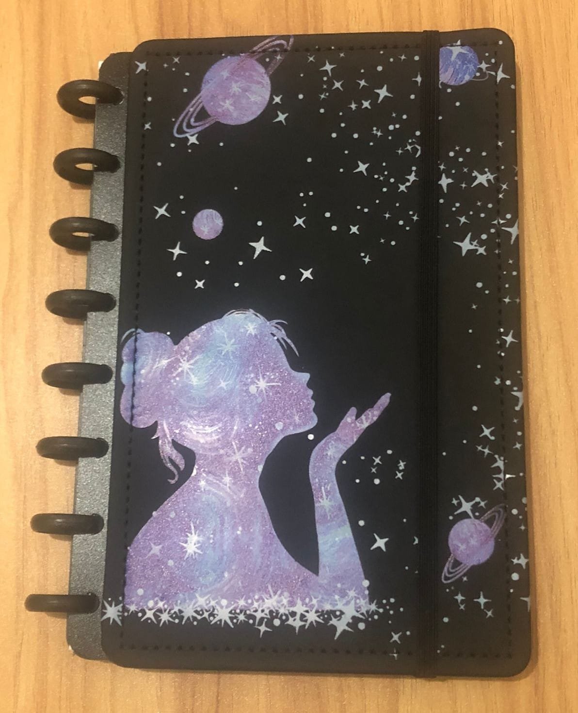 CADERNO A5 MENINA FRENTE