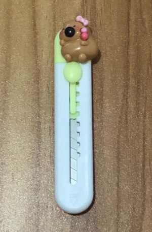 Estilete pequeno (capivara com detalhes verde claro)